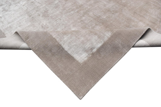 BORDER RUG