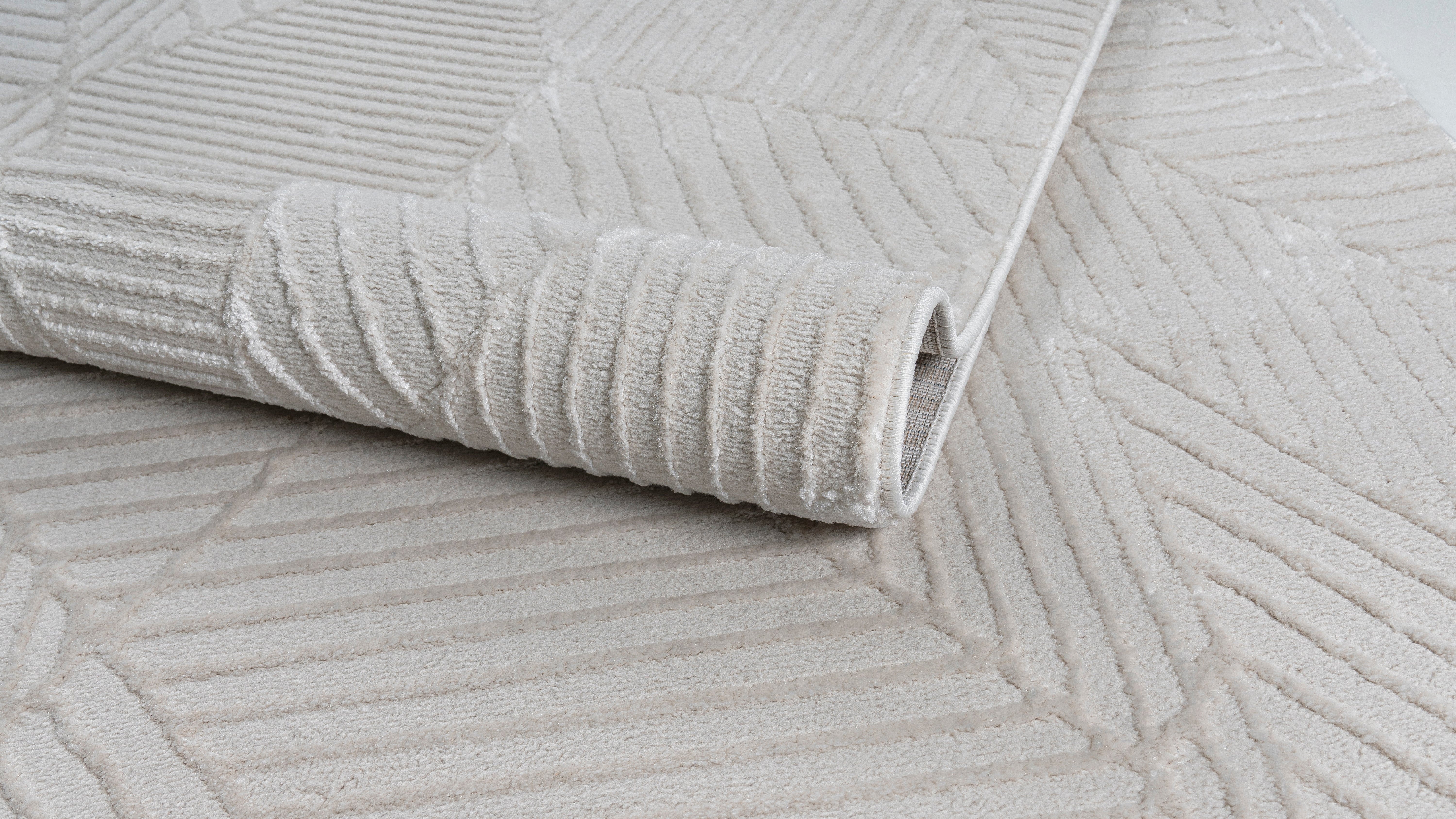CHANNEL RUG